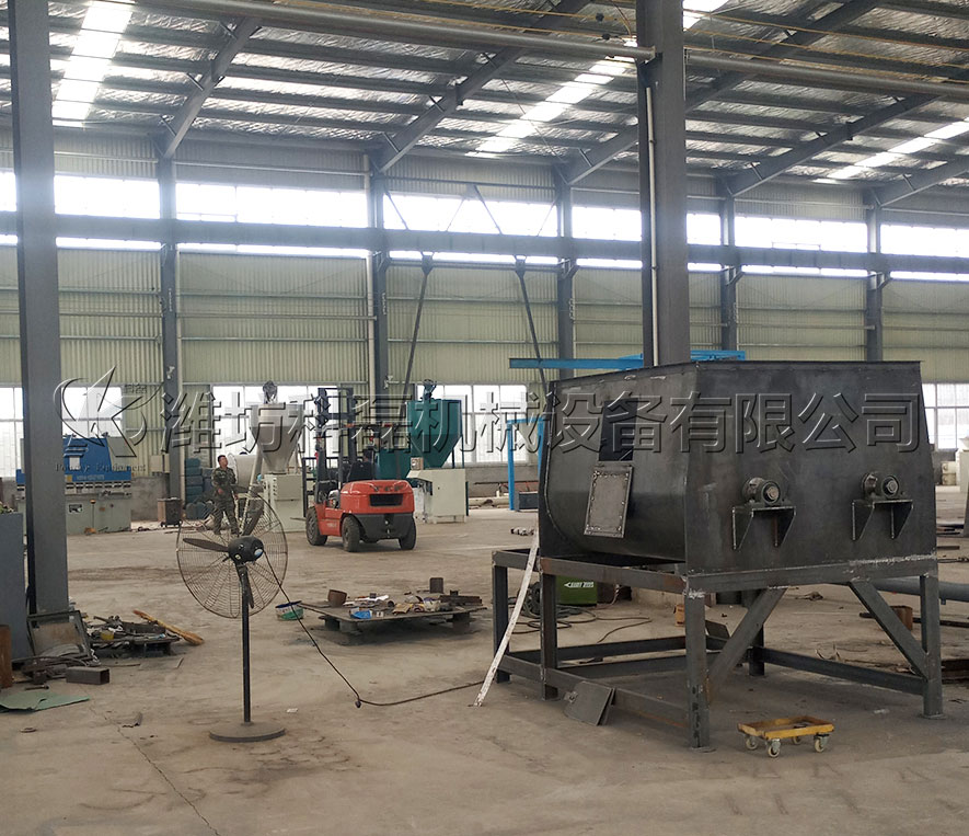 搅拌机生产车间一角 第1张